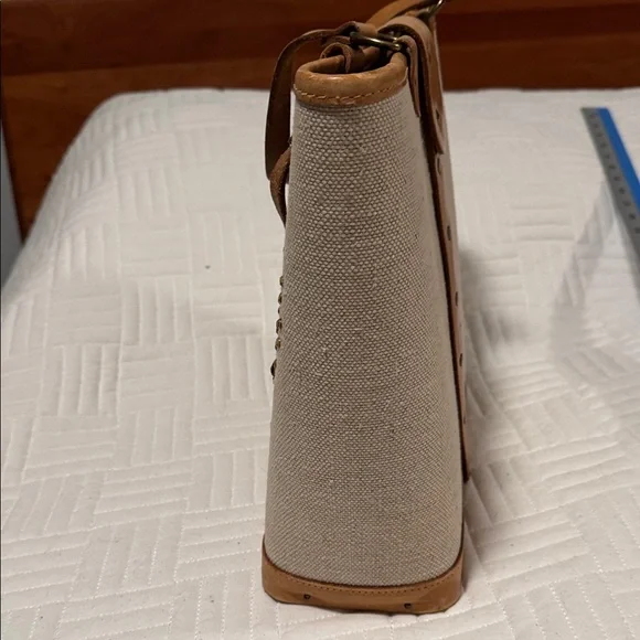 WONDERLAND Collins of Texas jeweled oranges and golden Tote - Picture 9 of 16